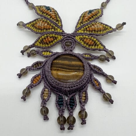 00A022 feature tiger's eye gemstone with macrame necklaces