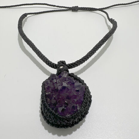 Amethyst gemstone with macrame necklaces