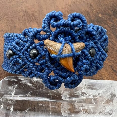 00A057 feature shark tooth macrame bracelet