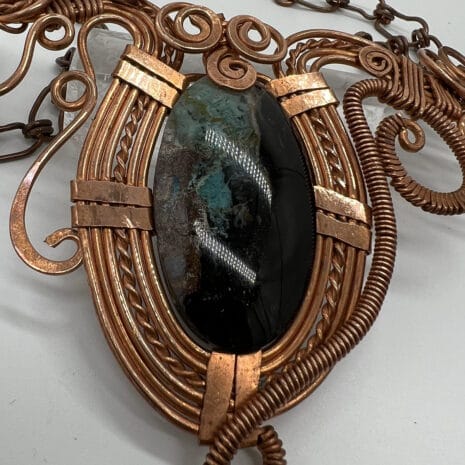 00A078 a gem silica gemstone highlights